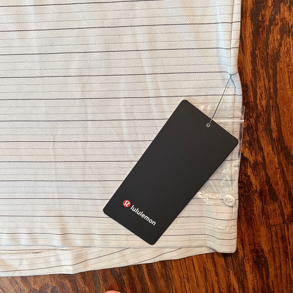 NWT lululemon athletica Light Blue Men's Evolution Polo - Picture 3 of 6